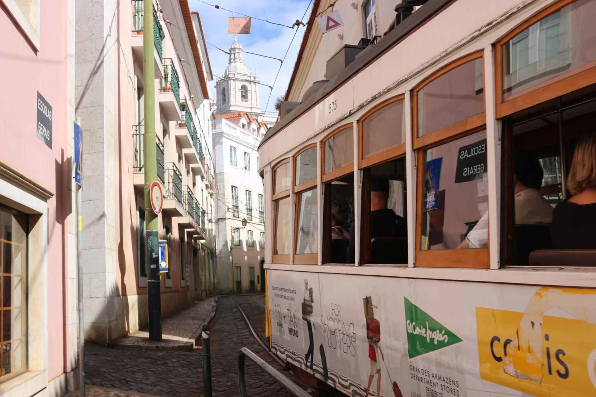 Appartement Crooked House Alfama à Lisboa Extérieur photo