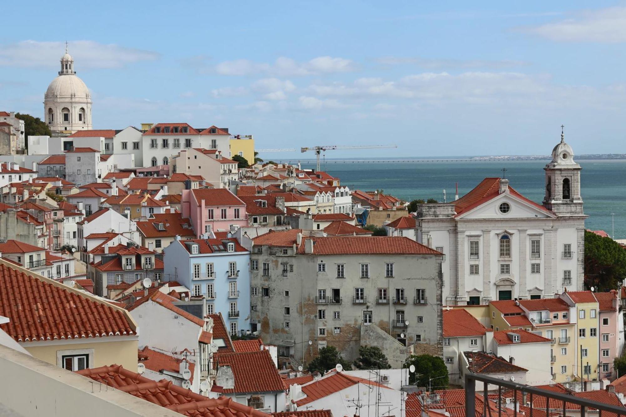 Appartement Crooked House Alfama à Lisboa Extérieur photo
